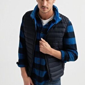 NWT Lucky Brand Mens Black and Blue‎ Lightweight Puffer Vest
